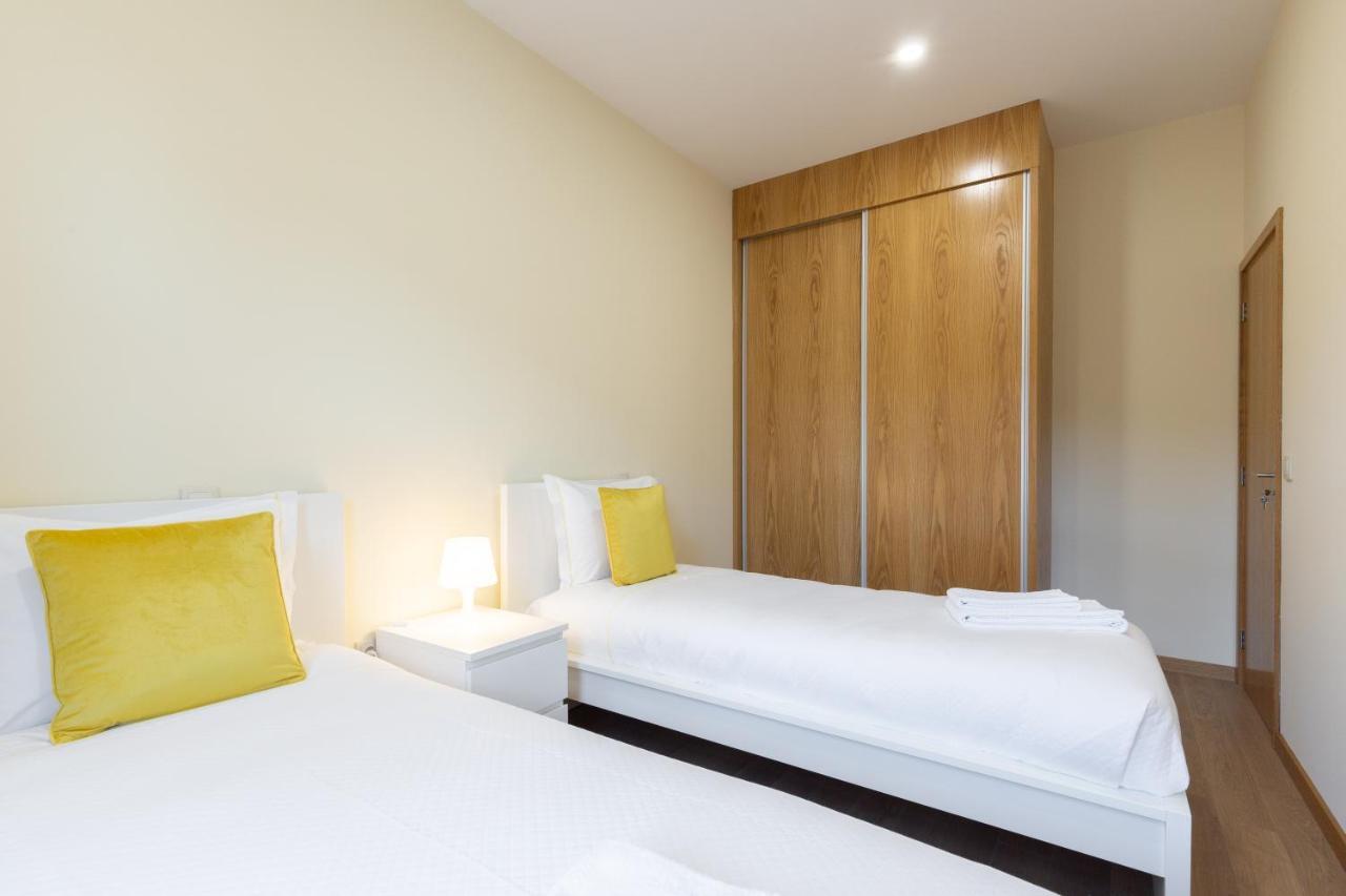 Yellow Tiles By Pcale Apartamento Oporto