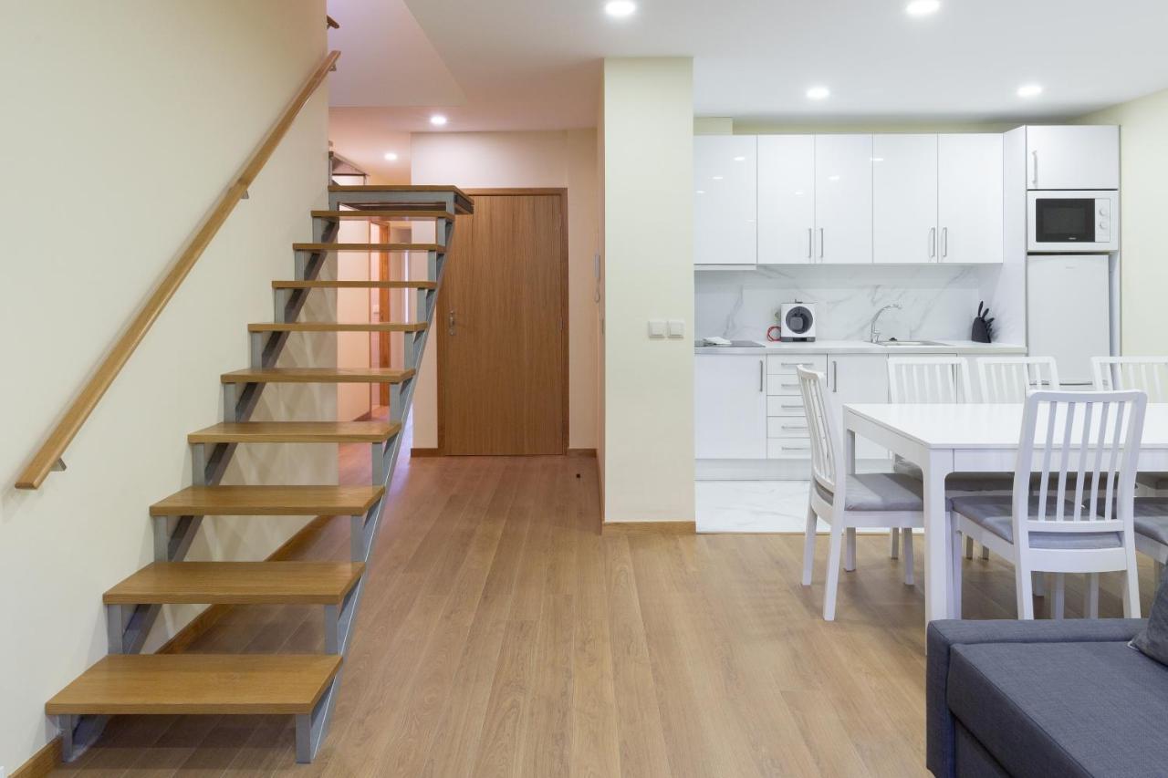 Yellow Tiles By Pcale Apartament Porto