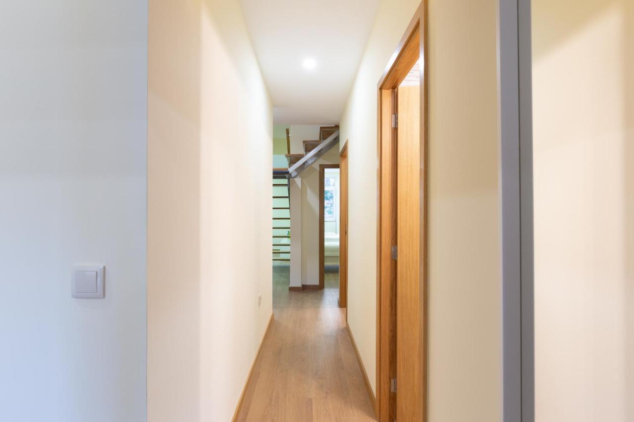 Apartamento Yellow Tiles By Pcale *